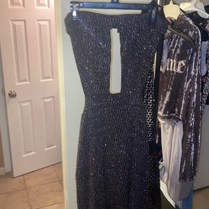Tight strapless glitter dress